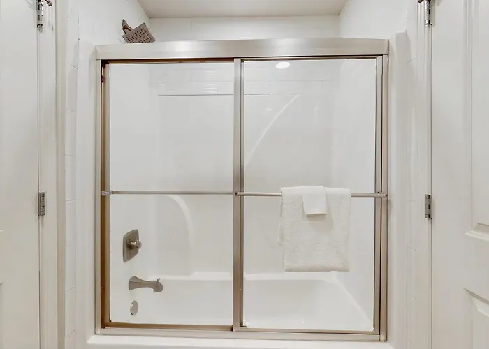 Apartment Sea Glass 203- No Worries *