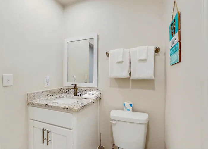 Sea Glass 203- No Worries Apartment Gulf Shores